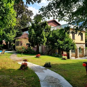 Cesarina, , Salo’ Resort
